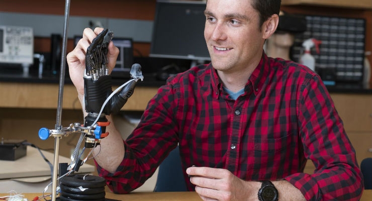 ‘E-Dermis’ Brings Sense of Touch & Pain to Prosthetic Fingertips